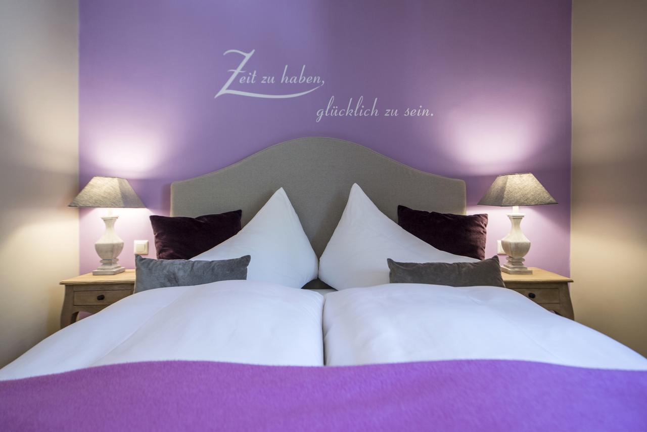 Bed and Breakfast Waldruhe - Bett, Fruehstueck & Ein Laecheln Бад Аусзее Экстерьер фото